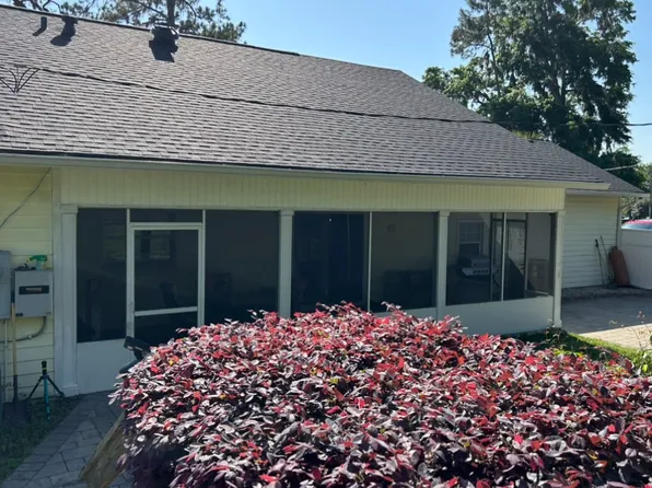 137 Douglas St, Homosassa, FL 34446