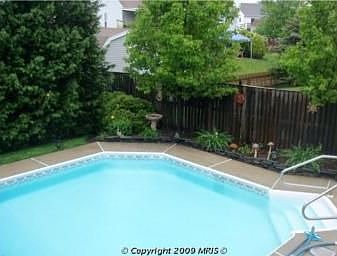 2nd image of 26 Sproul Ct