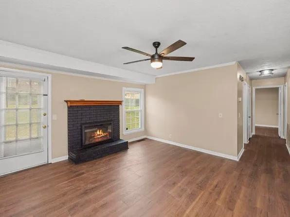 703 Lucien Dr, Goodlettsville, TN 37072