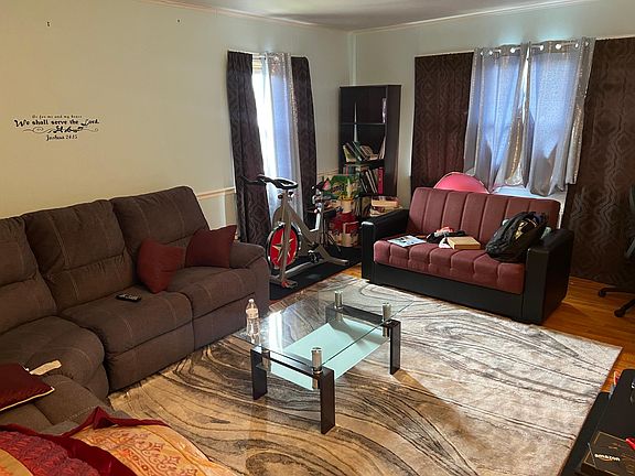 5th image of 680 Wellwood Ave APT 3