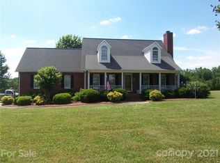 1301 Stony Point Rd, Shelby, NC 28150