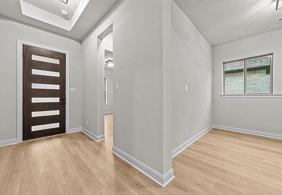 2nd image of 3320 Abelia St