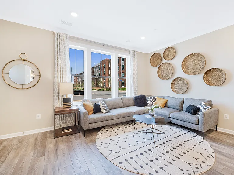 The Refinery Townhomes — Photo 16