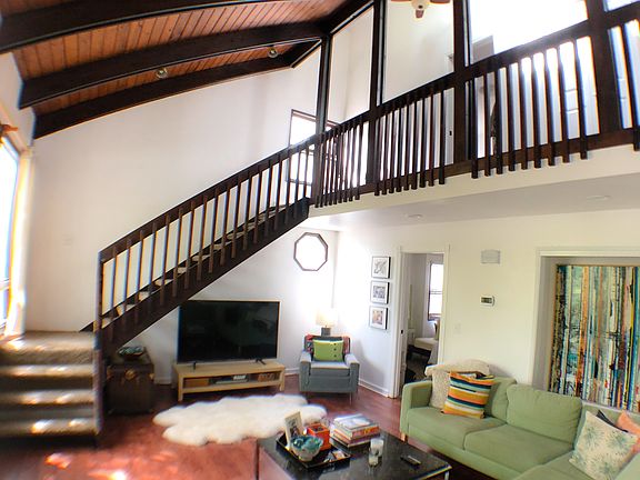 Vaulted ceilings 