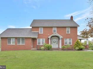 7566 Fort Loudon Rd, Mercersburg, PA 17236
