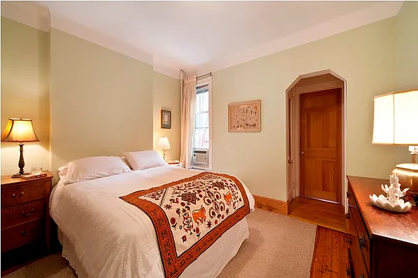 Sold by Engel and Völkers Brownstone Brooklyn | media 12