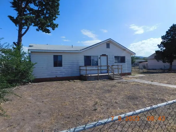 206 Aztec Ave, Hurley, NM 88043