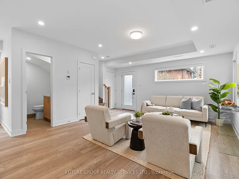 34 Poplar Ave #5 — Photo 6