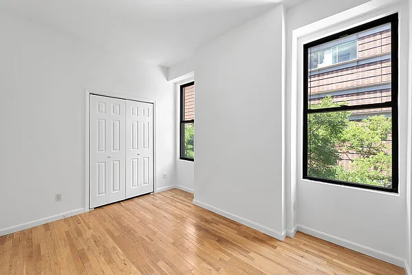 Rented by Corcoran | media 18