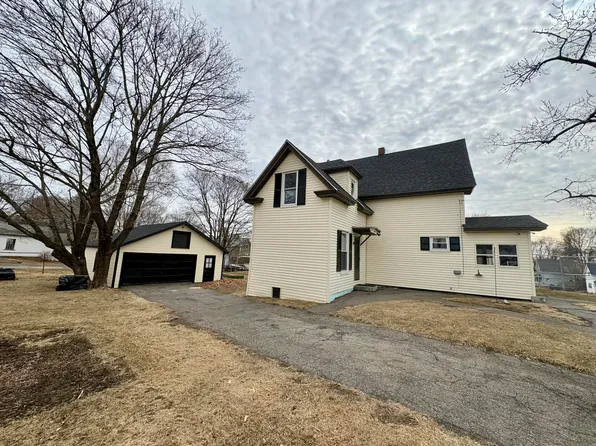 61 Park Street, East Millinocket, ME 04430