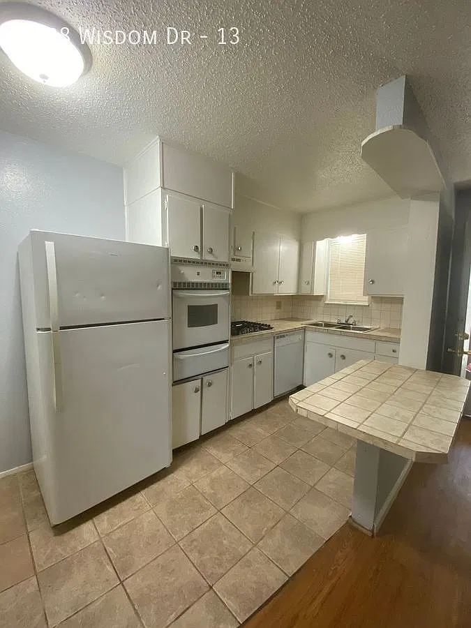 1908 Wisdom Dr — Photo 1