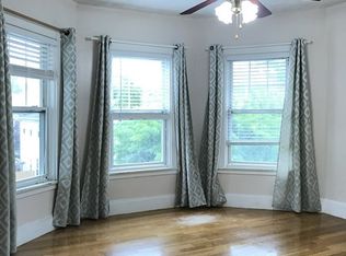 33 Calumet St, Quincy, MA 02170