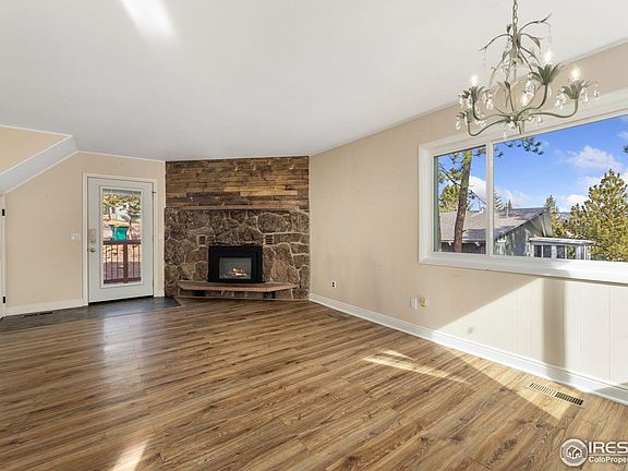 4th image of 1104 Willow Ct