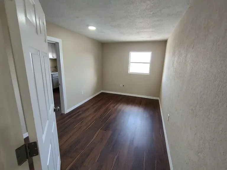 1018 Cutters Way #U — Photo 9