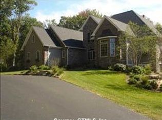 16 Governors Way, Madison, CT 06443