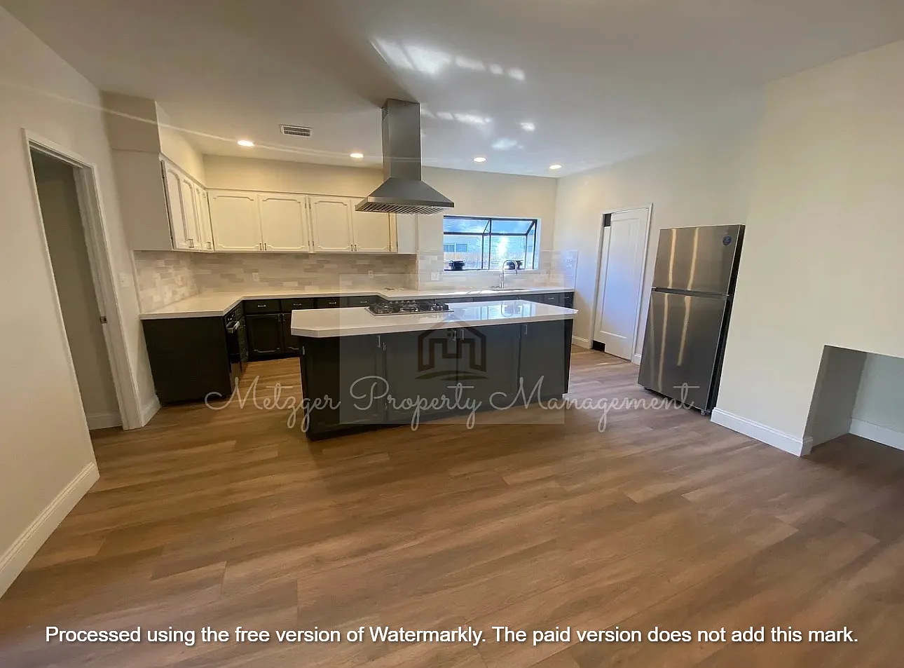 3 bed, 2040 sqft, $2,500 — Photo 4
