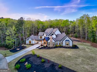 290 Pippin Cir, Clarkesville, GA 30523