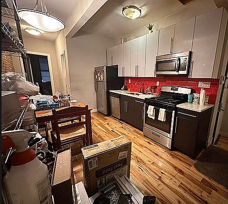 1st image of 2265 1st Ave #25