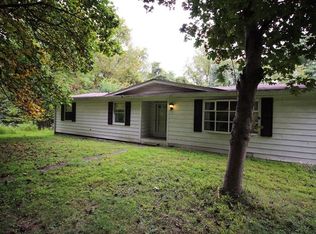 164 Parrish Rd, Aliquippa, PA 15001