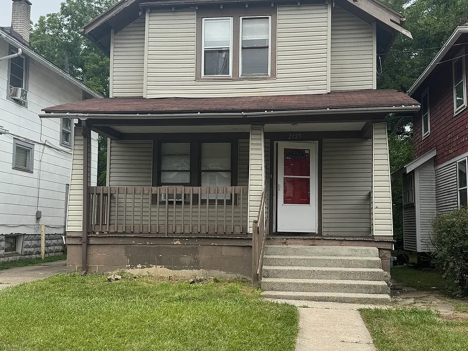 2127 Elliott Ave