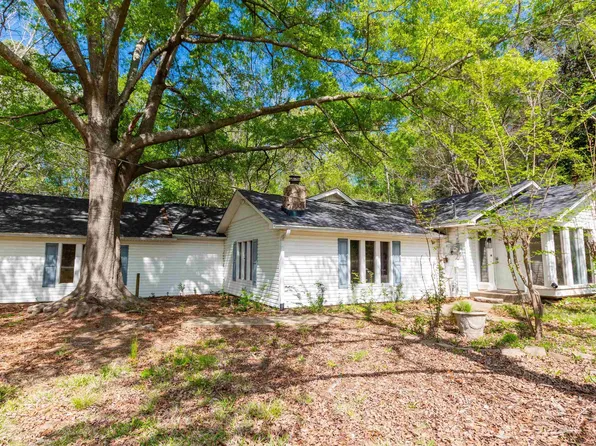 2942 Medlin Rd, Gilmer, TX 75645