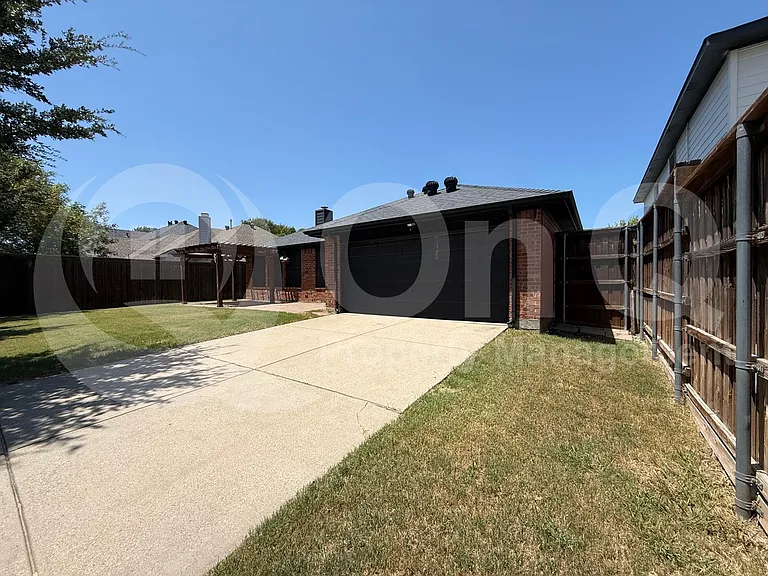 6624 Morningdale Ln — Photo 6
