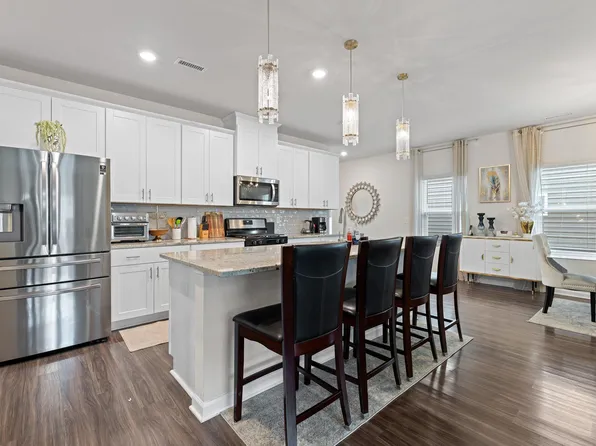 131 White Ash Dr, Clayton, NC 27527