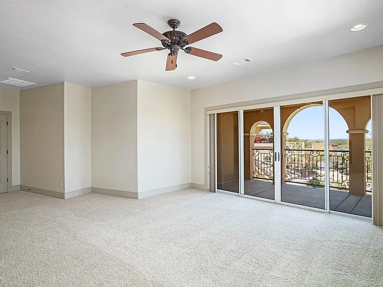 7713 Lakeview Cir — Photo 22
