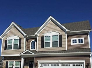 115 Spring Meadow Ln, Smithfield, VA 23430