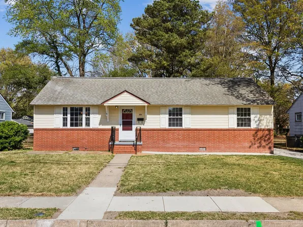 210 Cynthia Dr, Hampton, VA 23666