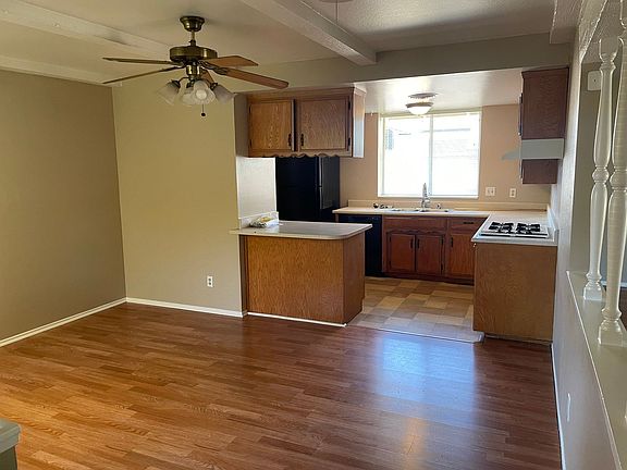 3rd image of 4509 Wawona Cir