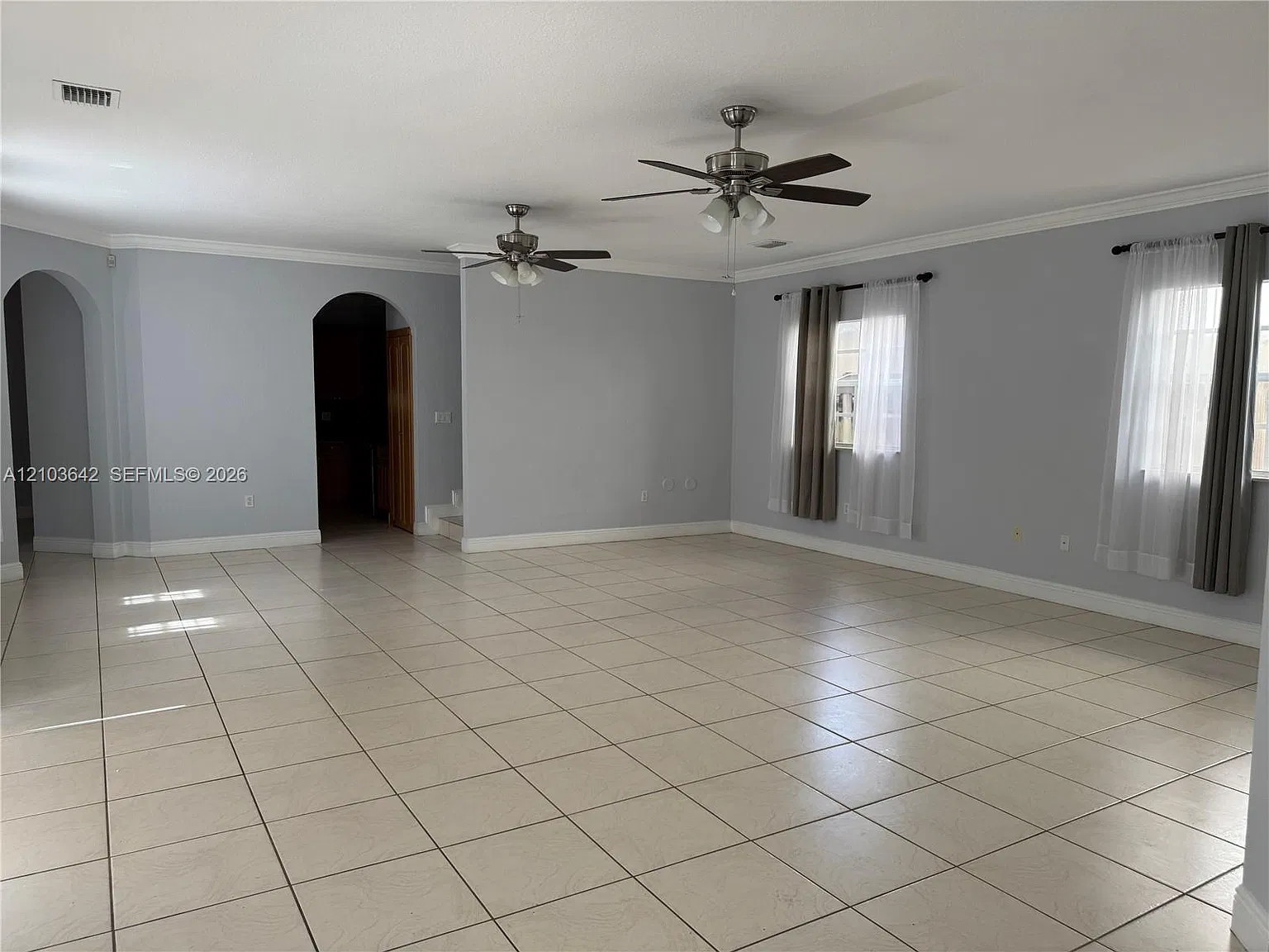 16220 SW 91st Ct — Photo 2