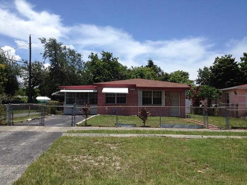 1st image of 1331 NE 158th St