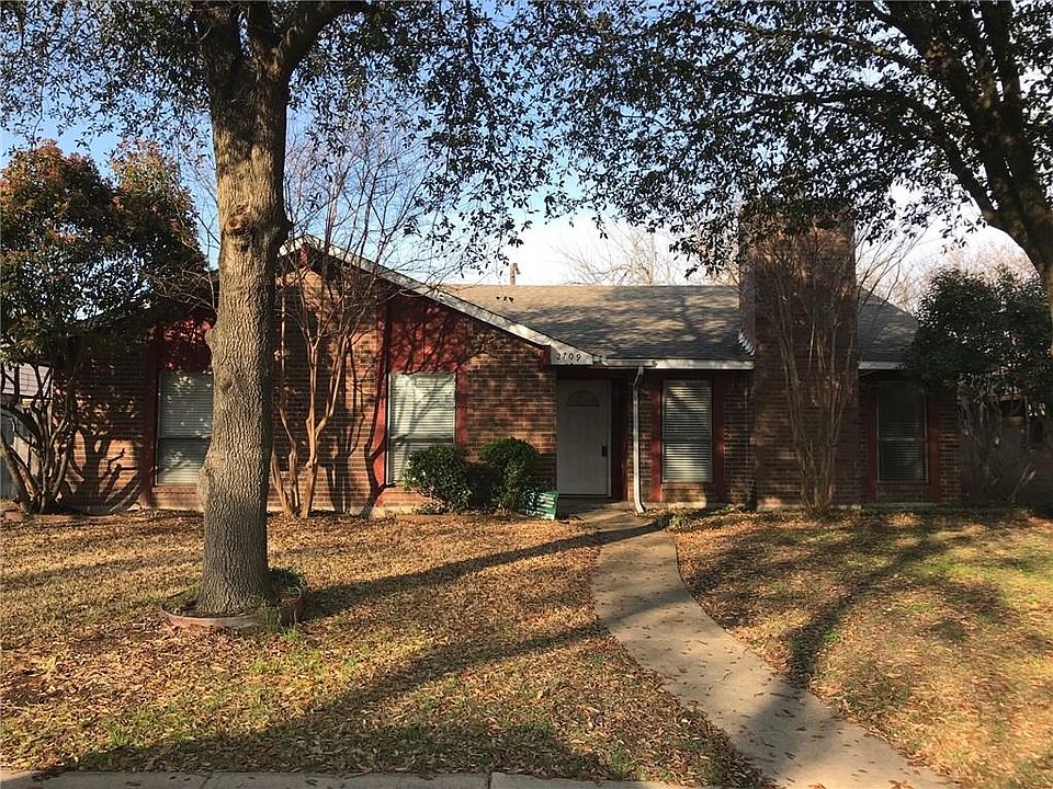 1st image of 2709 Green Oaks Dr