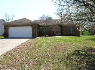 864 Ridgeview Dr, Frankfort, KY 40601