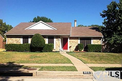 1st image of 900 Rocky Creek Ln