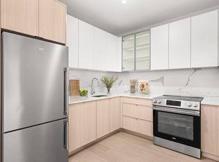 218 Front St #3245, Brooklyn, NY 11201