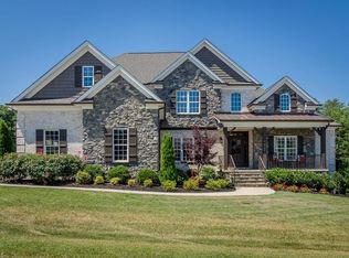 8166 Apple Grove Rd, Kernersville, NC 27284