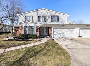 32555 Barclay Sq, Warren, MI 48093