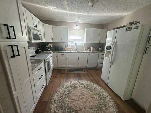 2nd image of 64 Truman Ln