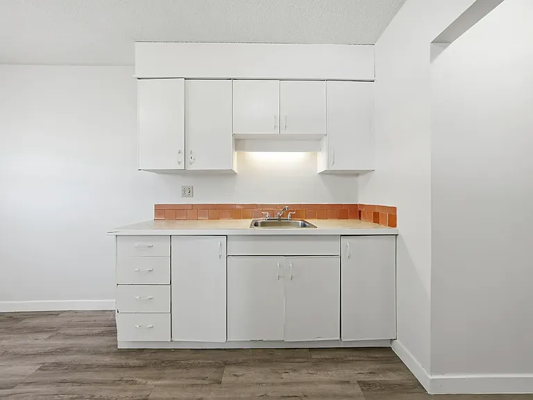 37 Sheppard St #106 — Photo 10