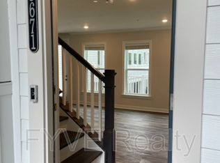 3219 Campbell Dr, Alexandria, VA 22303