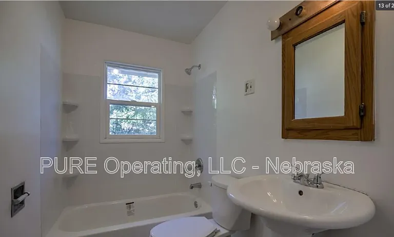 7764 Maywood St — Photo 13