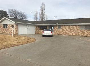 909 Avenue R, Sunray, TX 79086