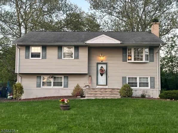 6 Kennedy Dr, Fairfield Twp., NJ 07004