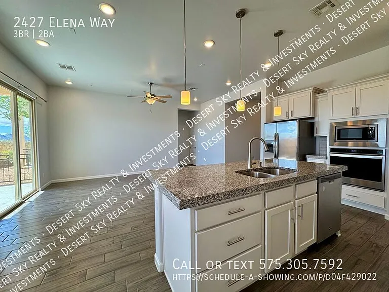 2427 Elena Way — Photo 10