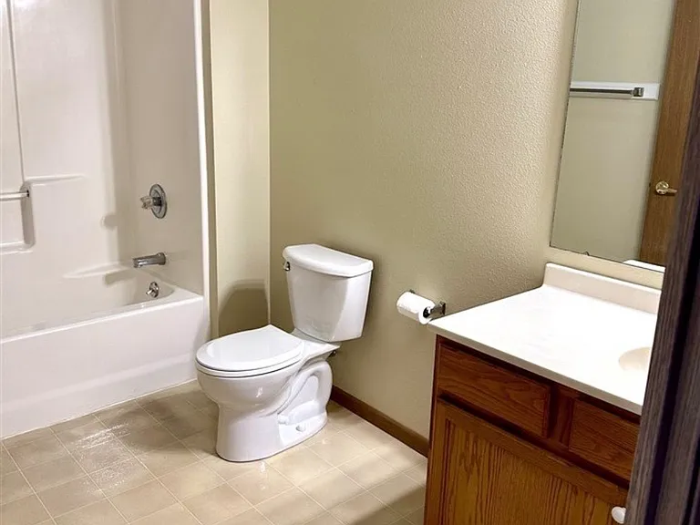 139 Northridge Dr #121 — Photo 6