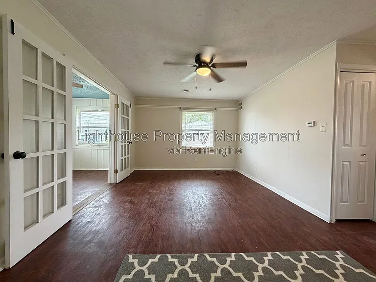 544 Hacker Dr — Photo 8