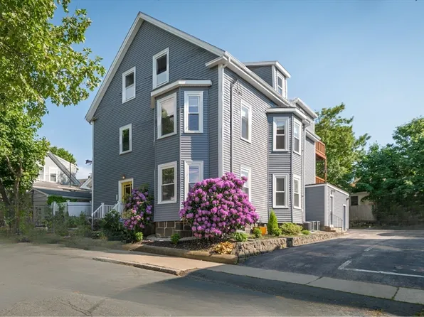 24 Arthur St #2, Beverly, MA 01915