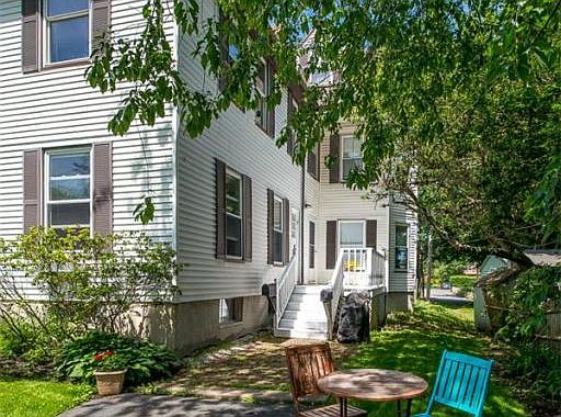 1st image of 94 Rockaway Ave #1
